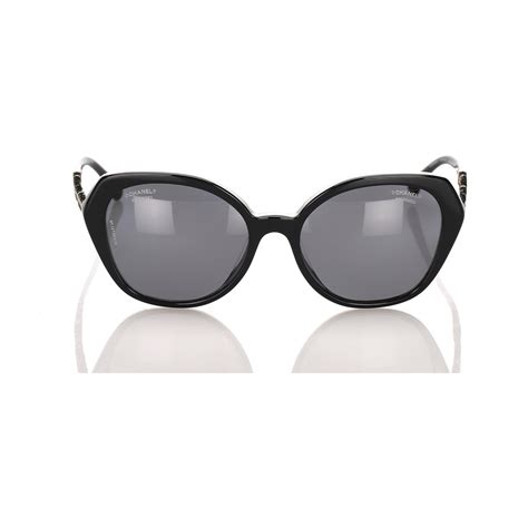 lunette chanel oeil de chat prix|Lunettes de soleil Chanel Lunettes Oeil de chat CH4222 C395/T6 .